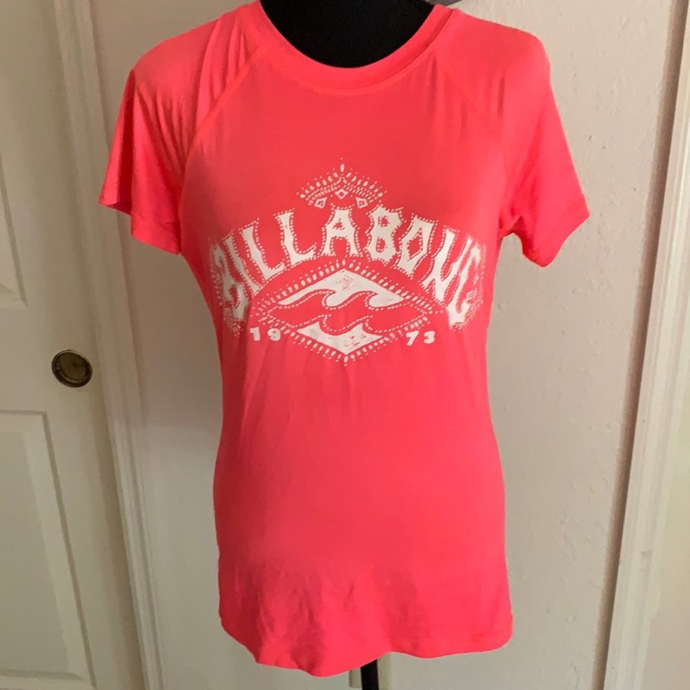 Billabong Coral & White Swim Tee Size L
